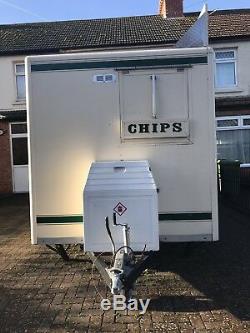 16 ft Food Trailer/ twin axle/ Mint condition