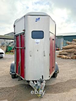 2001 Ifor Williams HB505R 10ft x 5ft x 7ft Twin Axle Horse Trailer 2x Horses