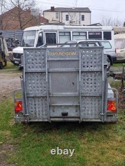 BATESON Twin Axle plant trailor