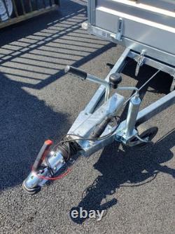BRAND NEW 10ft x 5ft TWIN AXLE FLAT TRAILER 1300KG