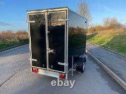 Box Trailer 1300kg 8,5ft X 4,3ft Single Axle Knott Suspension Black Box