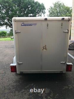Box trailer Indespension twin axle 2600kg 8ft x 4ft 6in x 5ft L W H 1 owner