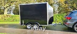 Box trailer twin axle