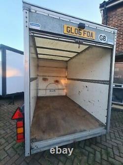 Box trailer twin axle