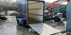 Box trailer twin axle braked