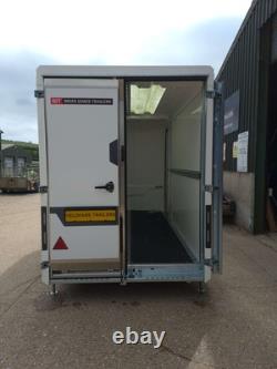 Brian James Trailers Box Van 600, 3.00 m x 1.60 m bed, 2,700 Kg, Twin Axle