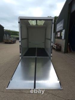 Brian James Trailers Box Van 600, 3.00 m x 1.60 m bed, 2,700 Kg, Twin Axle