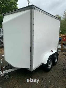CAR / BOX BLUE LINE TWIN AXLE TRAILER 8 ft L X 5 ft W X 6 ft Tall REDUCED