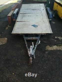 Car Transporter Trailer Twin Axle Flatbed Trailer with Ramps