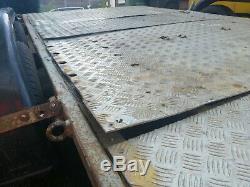 Car Transporter Trailer Twin Axle Flatbed Trailer with Ramps