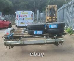 Car trailer twin axle