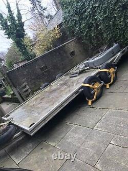 Car transporter trailer twin axle