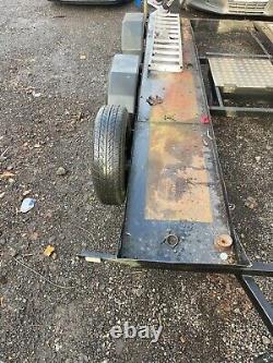 Car transporter trailer twin axle