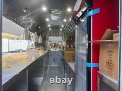 Custom Twin Axle Catering Trailer Mirror Finish Stainless Steel Serving Hatch