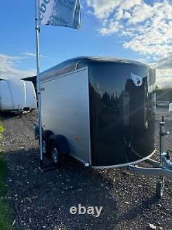 Debon Roadster C500 Twin Axle Box Van Trailer