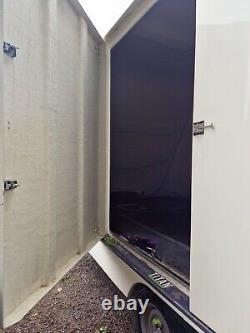 Eco-Trailer Titan Enclosed Car Trailer Shuttle Covered 3.5T Transporter Not RT6