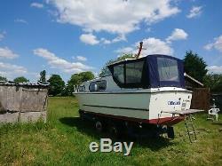 Freeman 23 River Cruiser & Twin-Axle Trailer