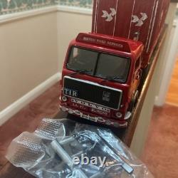 HEAVY HAULAGE 4x2 VOLVO F88 TWIN AXLE TILT TRAILER B. R. S. 150 SCALE CODE 3