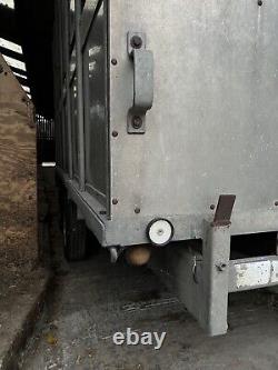 IFOR WILLIAMS 12ft TWIN AXLE CATTLE TRAILER