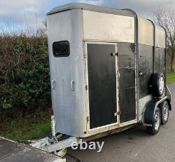 Ifor Williams HB 505R Horse Box Trailer Twin Axle