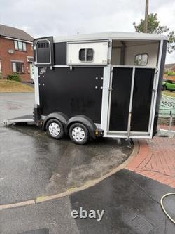Ifor Williams HB403 Twin Axle Horse Trailer with Rear Ramp
