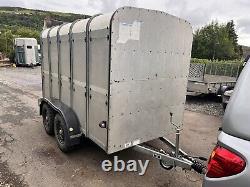 Ifor Williams TA5G-10 Twin Axle Livestock Trailer 2600kg