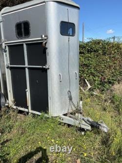 Ifor Williams Twin Axle Horse Trailer 510 Black Classic