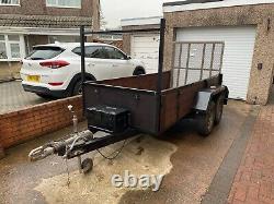 Independent 2.5t, twin axle trailer, 50mm ball hitch with braking, 10ft x 4ft