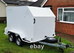 LYNTON BOX TRAILER 1600KG 8ft x 5ft x 5ft TWIN AXLE. TOWS GREAT. EXCELLENT