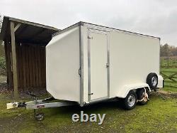 Large Indespension Tow A Van Box Trailer 2032 kg Braked Twin axle