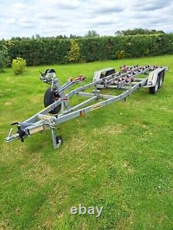 Multi-Roller Boat Trailer, twin axle, max laden weight 2500kg. VGC