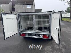 Niewiadow dog trailer