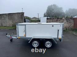 Niewiadow dog trailer