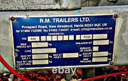 RM Twin Axle, three tonne Bilge Keel Trailer for 23-26ft boats, sealed hubs