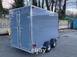 Teale Twin axle Box Trailer, Supalite 10 Custom BR, Rear Barn doors, 10 Wheels