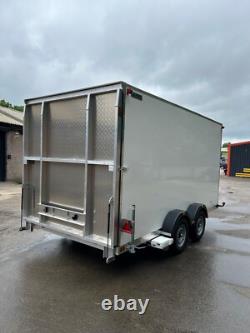 Teale Twin axle Box Trailer, Supalite 13BR Custom, Ramp door, 13 Wheels 2000kg