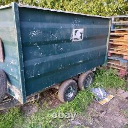 Tipping trailer 8ft X 4 And Half Ft Twin Axle Braked. Spares Or Repairs