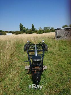 Twin-Axle Boat Trailer