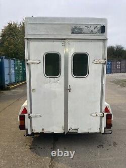 Twin Axle Indespension Tow A Van Trailer 1500kg Box Camper Race 8ft 4ft 6ft