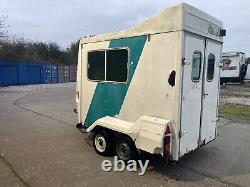 Twin Axle Indespension Tow A Van Trailer 1500kg Box Camper Race 8ft 4ft 6ft