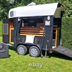 Twin Axle Mobile Bar Trailer Wedding Event Cocktail Unit
