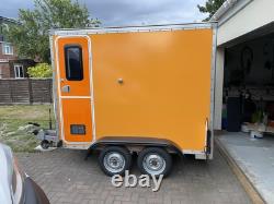 Twin Axle Off Grid Self Contained Camping Trailer Ideal Moto Mavericks