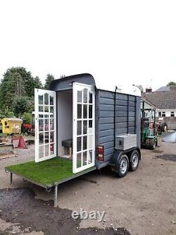 Twin Axle converted horse box trailer glamping pod