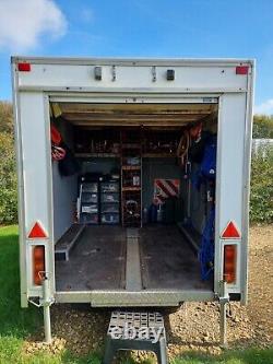 Twin axle box trailer