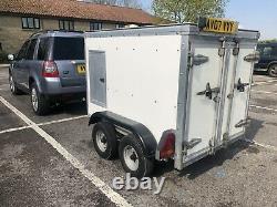 Twin axle box trailer