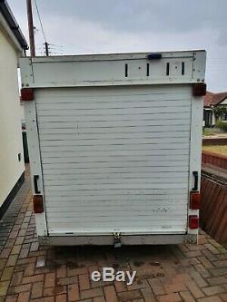 Twin axle box trailer with roller shutter 9' x 5' x 5