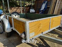 Twin axle braked trailer