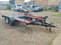 Twin axle car trailer spares or repair, needs repair/replace one of axles