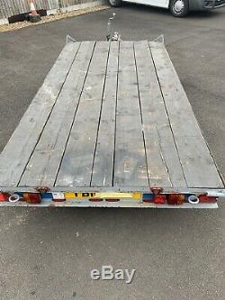 Twin axle flatbed trailer