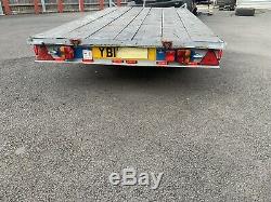 Twin axle flatbed trailer